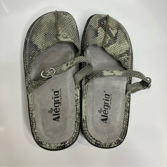 Alegria snake skin print mary Jane mules gray cream size 39 - Picture 6 of 9